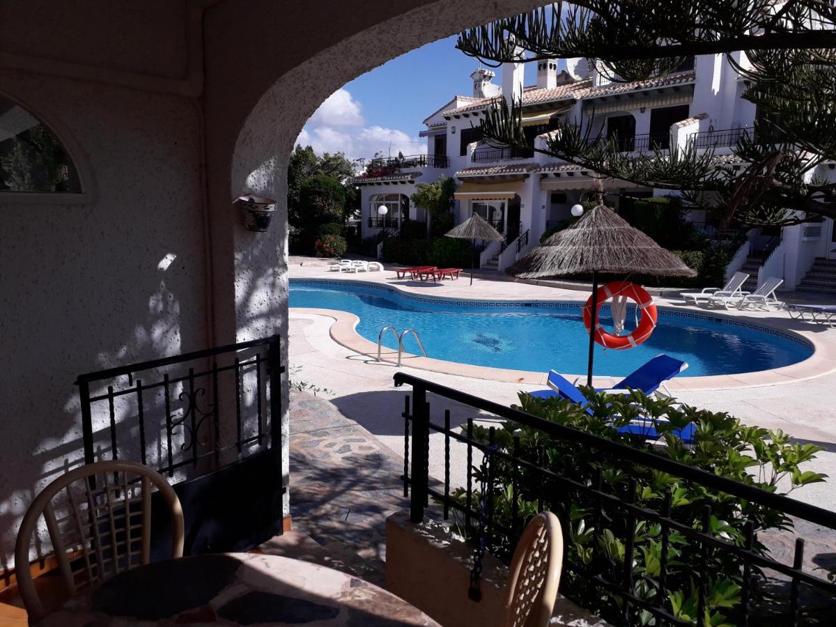 Casa Billarose - Lovely House Overlooking Pool & Walking Distance To The Beach And Restaurants Cabo Roig Extérieur photo